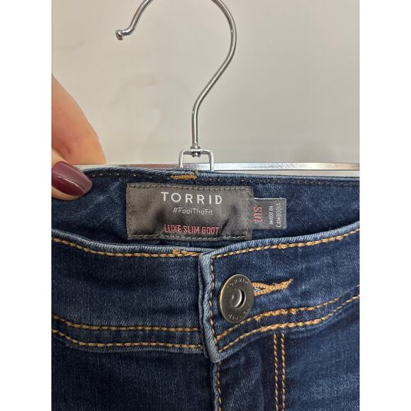 Torrid Jeans Womens 10S 10 Short Dark Wash Luxe Slim Boot Super Stretch Denim - Picture 3 of 5